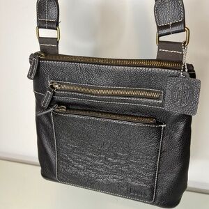 Roots Genuine Leather Dark Brown Crossbody Purse Messenger Bag Medium EUC